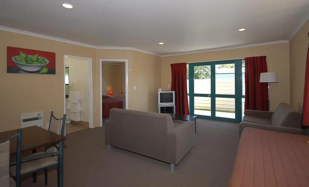 Discovery Motor Lodge