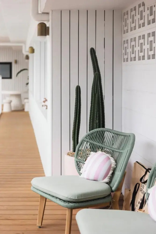 Surfside 22