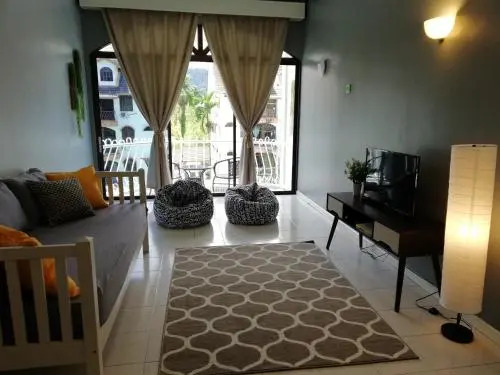 Pinos Place