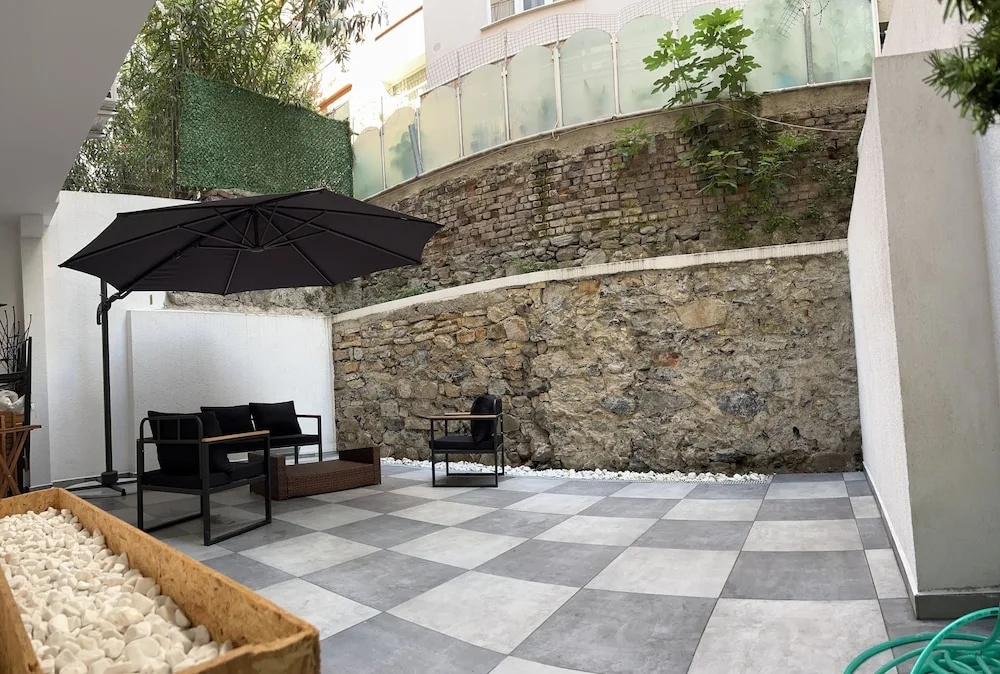 Merkuri apartments