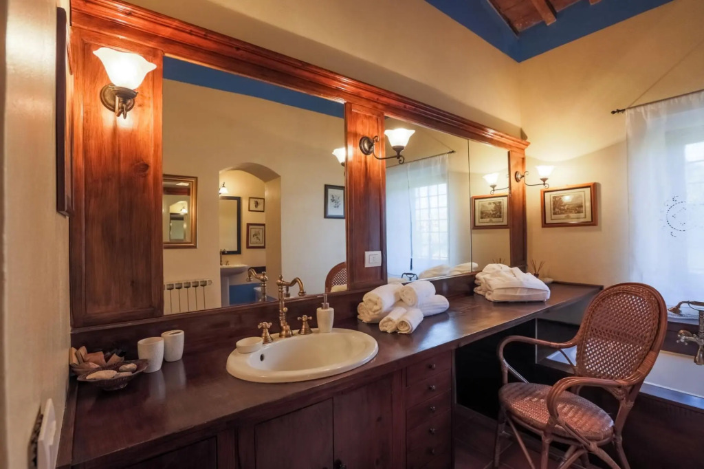 Old Country Mansion in the Heart of Val d Orcia Luxury Villa With Pool AC Wifi-villa Antica Dimora