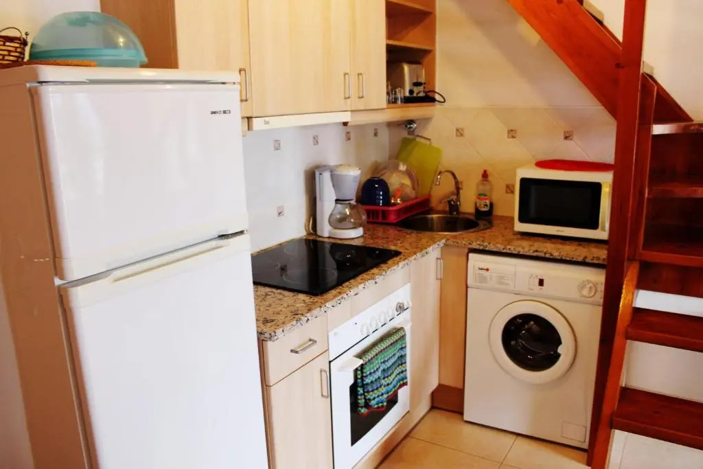 Apartamento Con Terraza Vistas Canal Ref 238