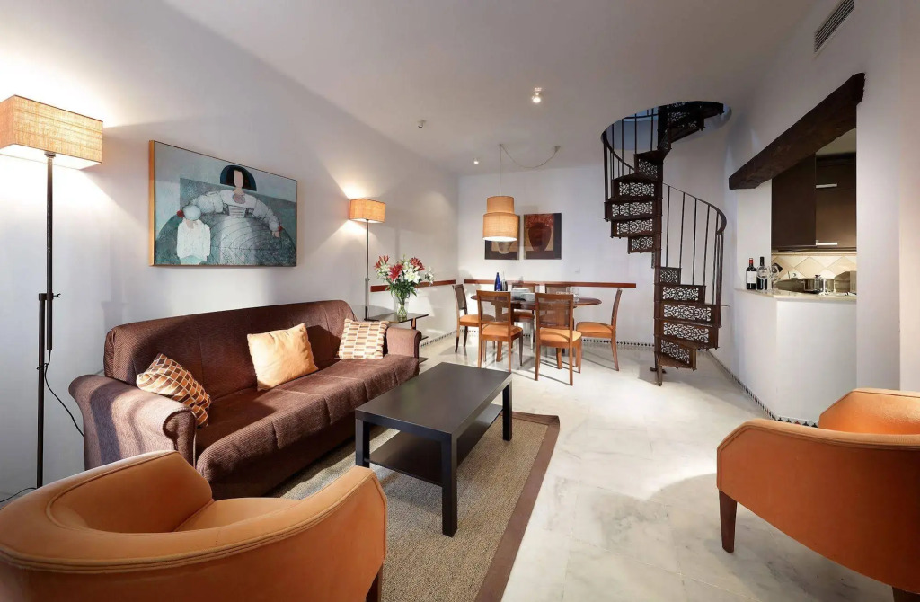 Apartamentos Patios De Alcántara