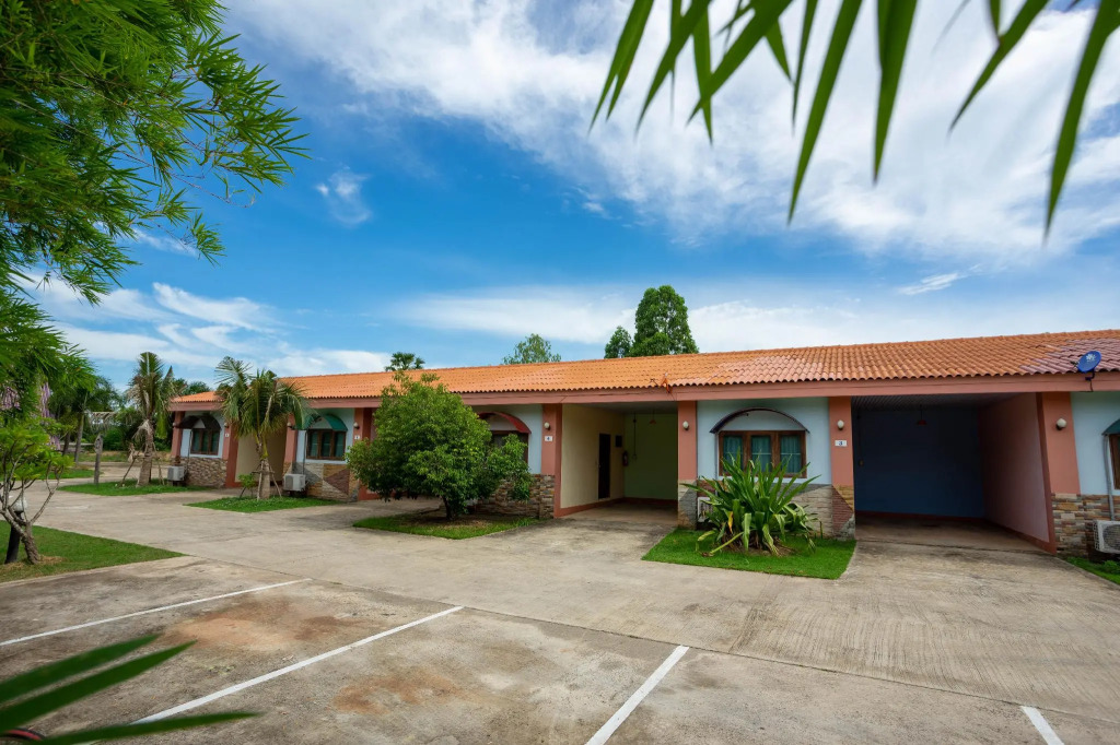Hiso Resort