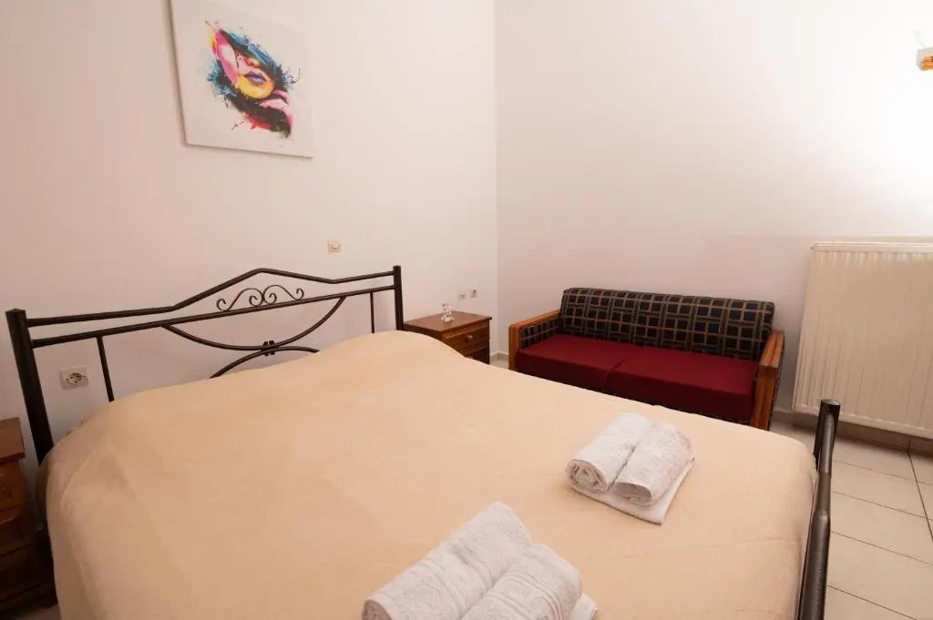 Zenia House