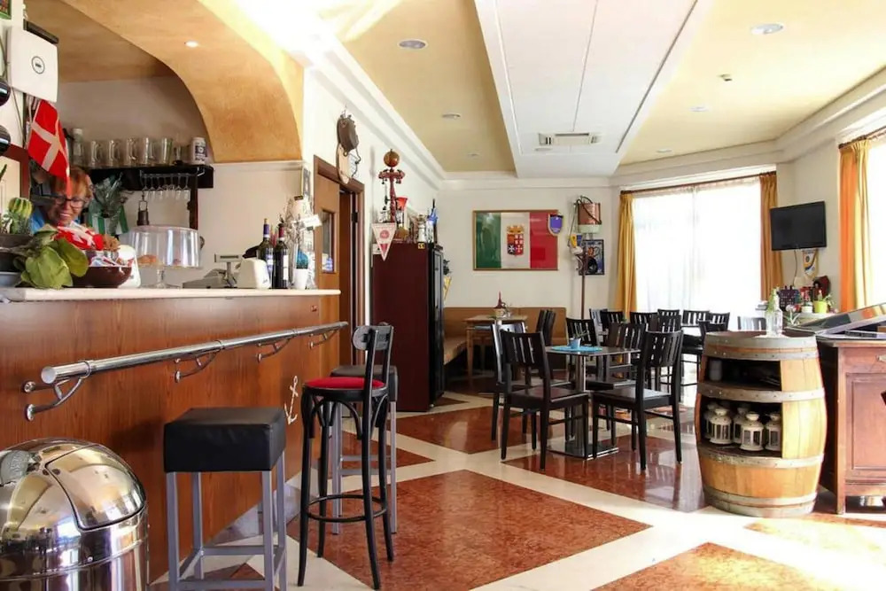 Apartment in Garda Near Shopping