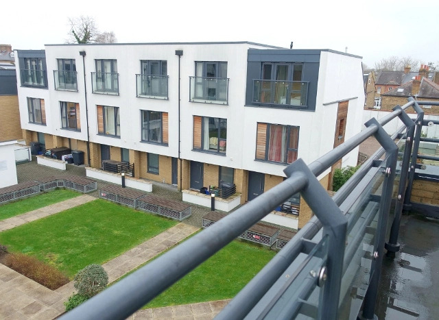 Teddington Two Beds by Vantage Apartments