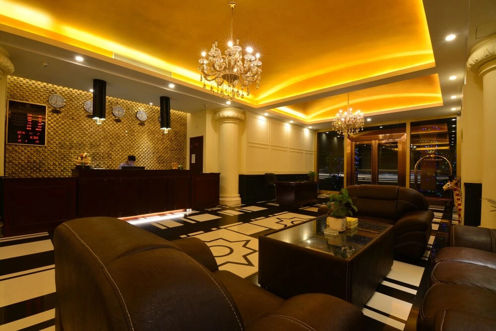 Royal Holiday Hotel