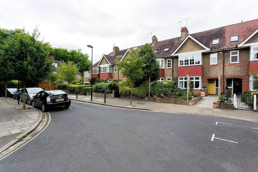 Highbury Fields House