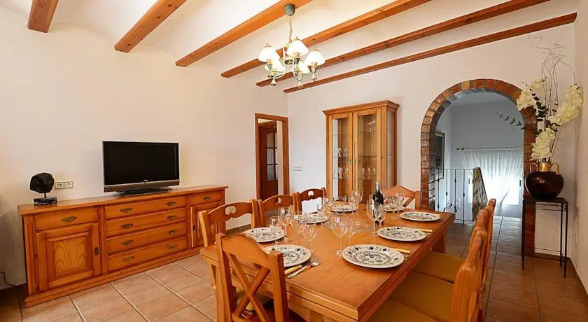 Villa Iris