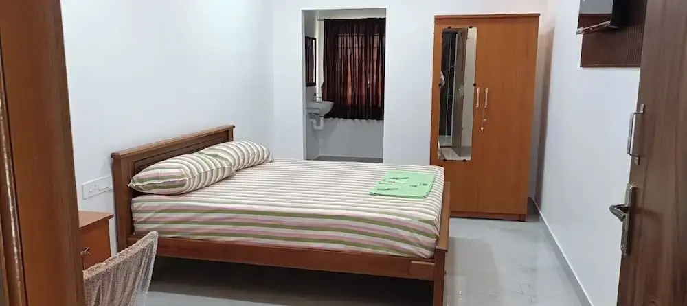 Urc Lodge