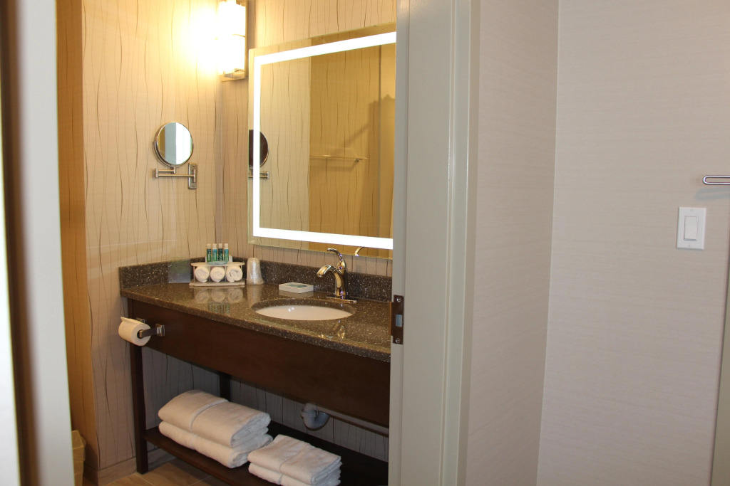 Holiday Inn Express & Suites Cold Lake by IHG