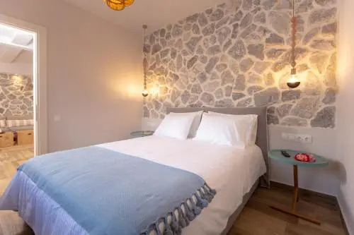 Rapanos Apartments