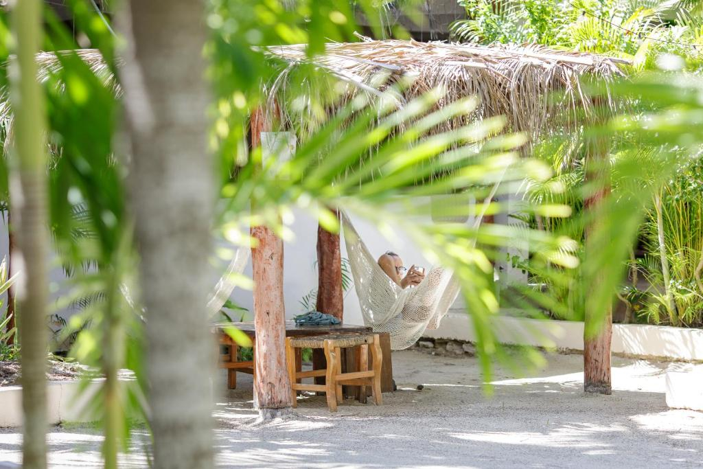 La Diosa Kali Beach Front Hotel