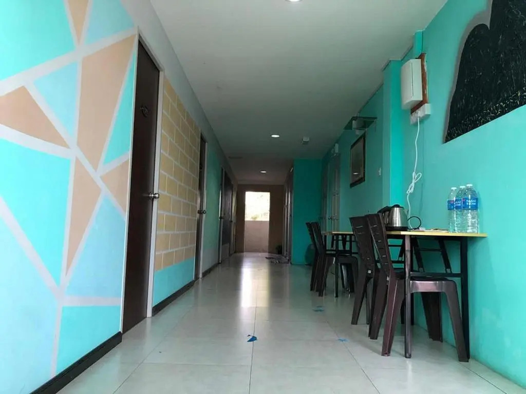 OYO HOME 90667 Chen Room Bs