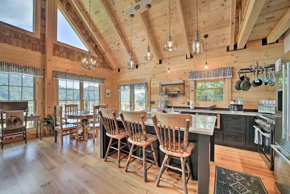 Luxe Log Cabin w/ Modern Finishes & Mtn Views
