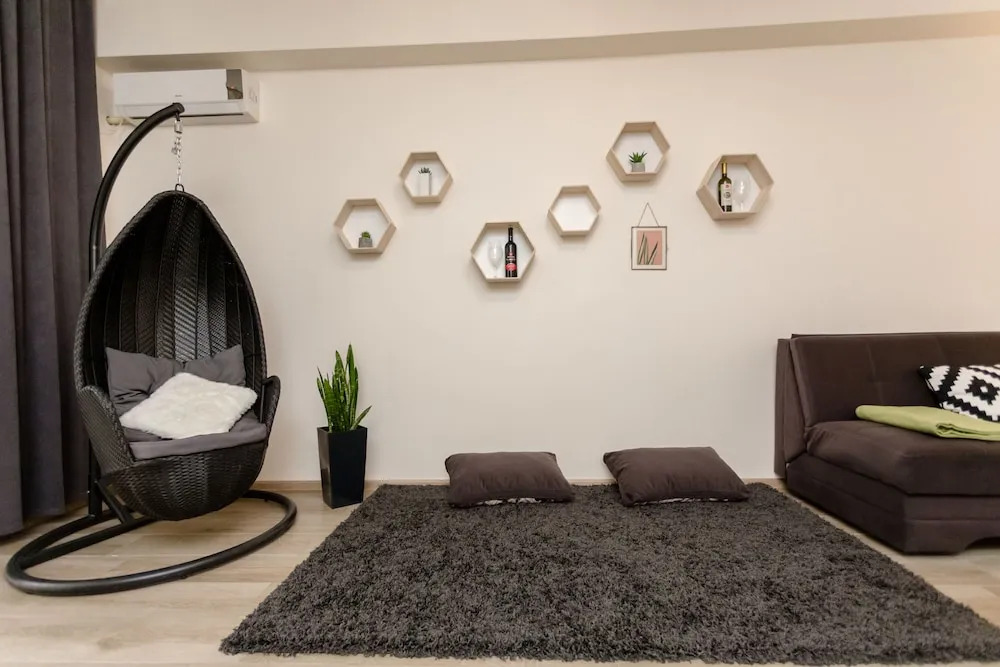 Falcon Apartments - Rustaveli
