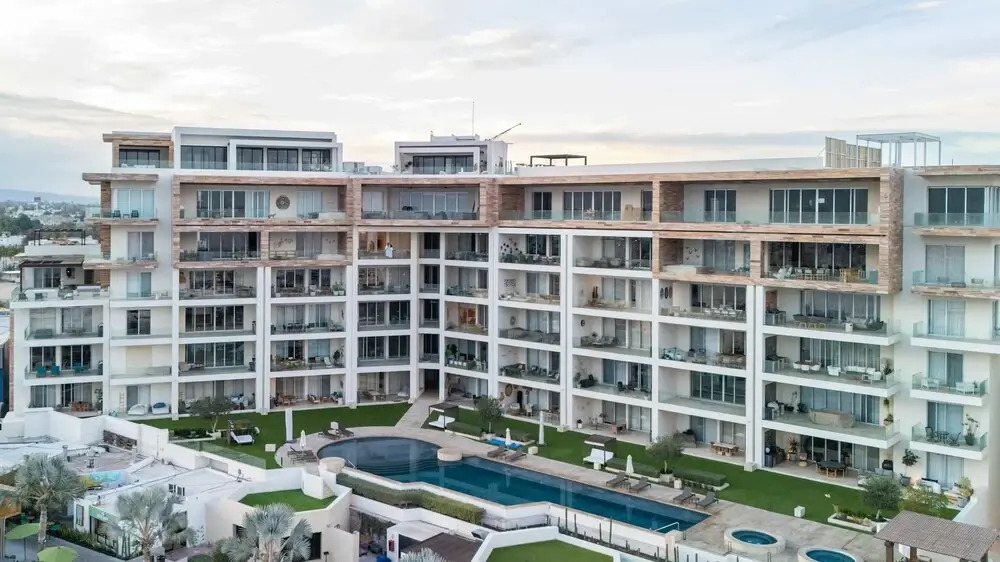 Live Aqua Private Residences La Paz