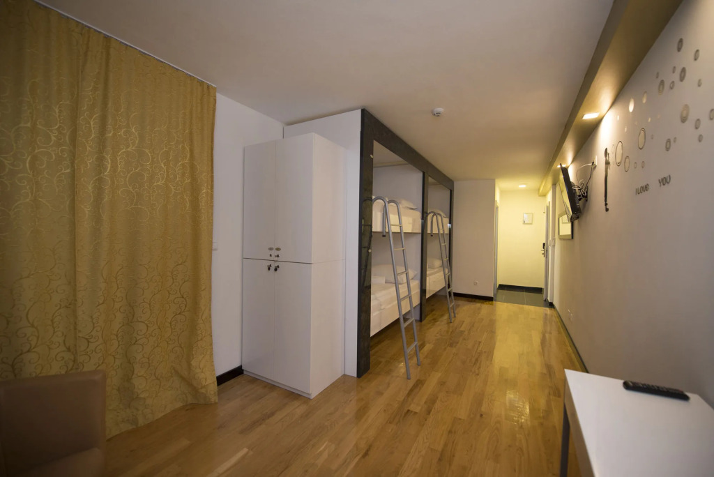 All Saints Suites B&B Kastela