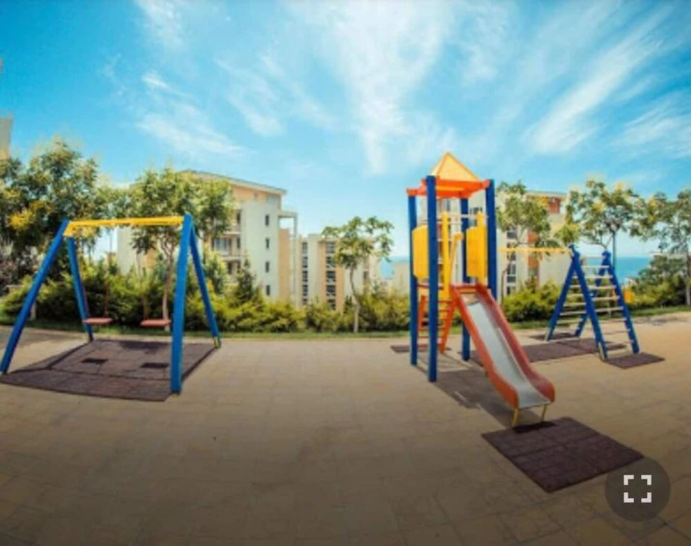 Beautiful 59s 1-bed Studio Apartment in Sveti Vlas
