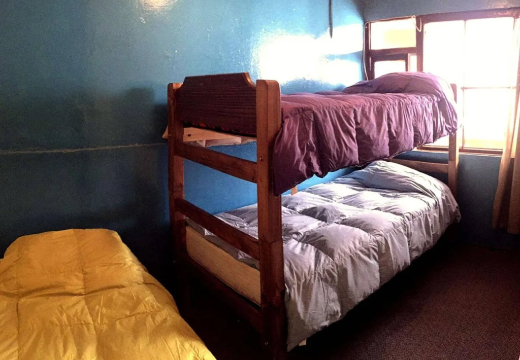 Karamba Hostel