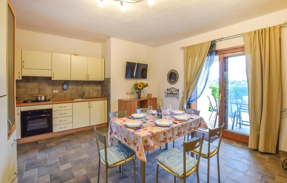 Stunning Apartment in Monte Petrosu With Outdoor Swimming Pool and 2 Bedrooms