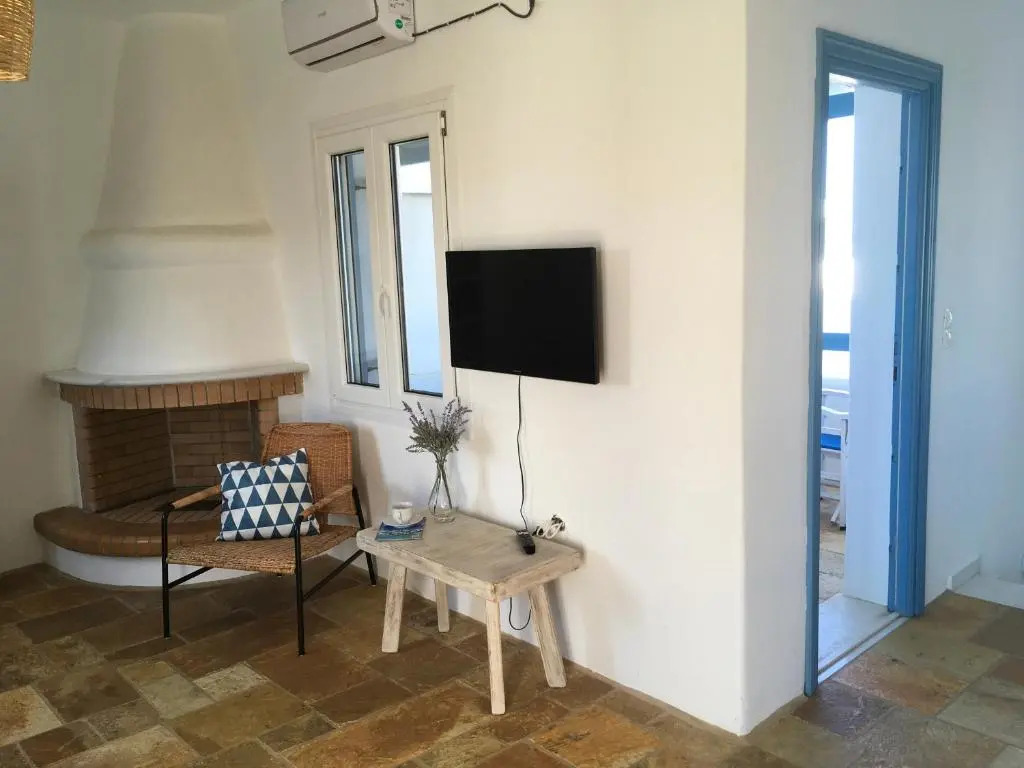 Comfy House in Paros