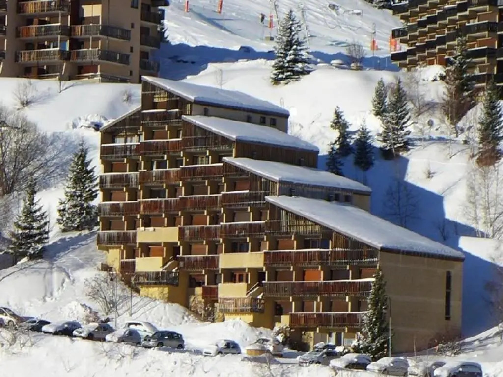 Appartement Auris, 1 pièce, 4 personnes - FR-1-297-93