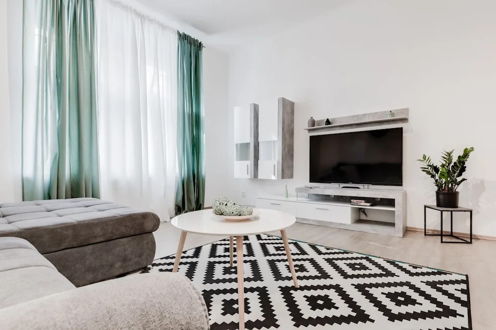 Riverside Family apartment in the center