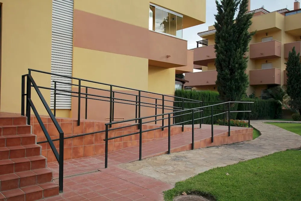 Prados del Golf - Fully Equipped 2BR Apartment Close to Golf & Sea