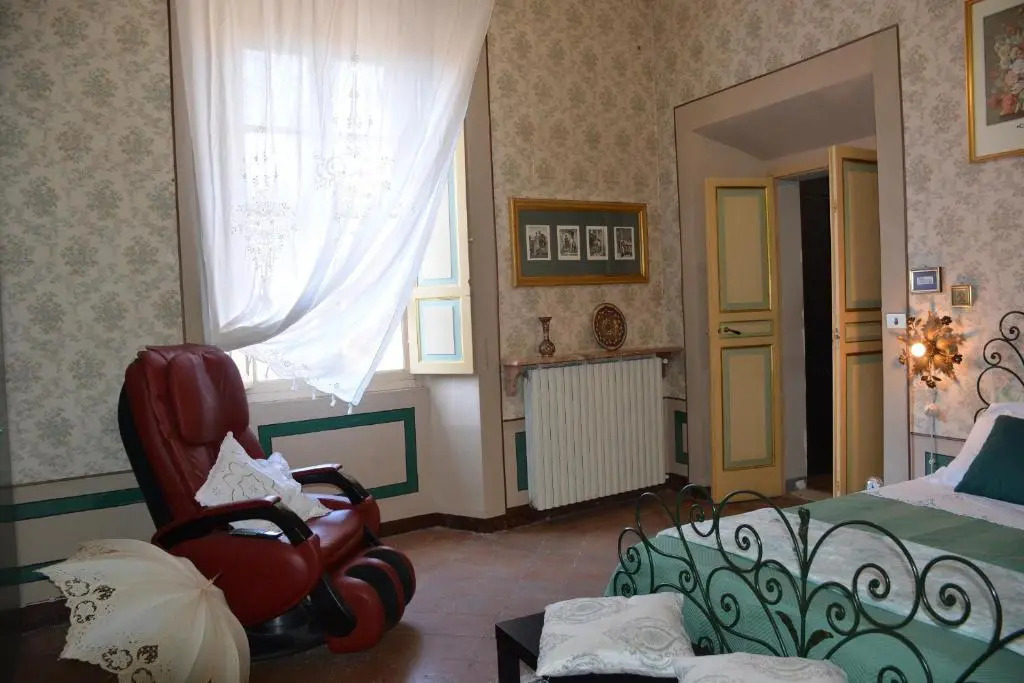 Scappo In Umbria, La Casa Del Duomo