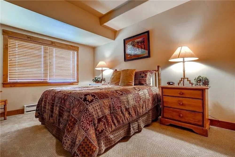 2305 Timberline Lodge, Trappeur's Crossing Apartment 2