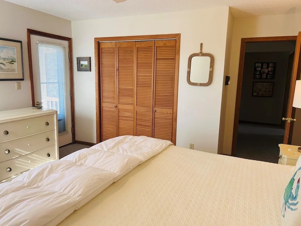 Dry Dock - 4 Br Home