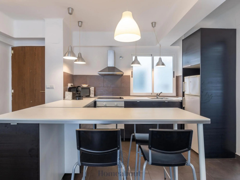 CERVANTES Apartment 28 2BR 1BT