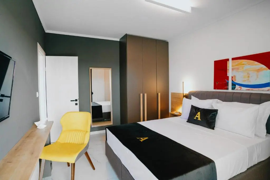 ALEXANDRA Boutique Residence Downtown