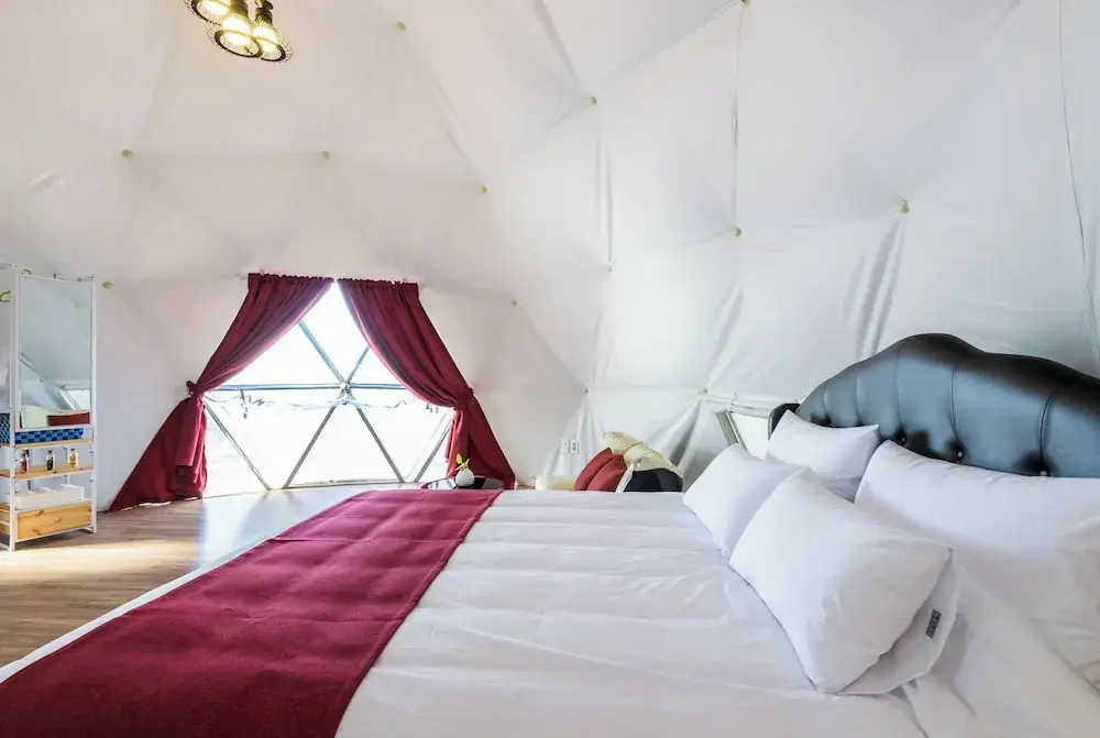 Jeju Starlight Glamping 제주별헤는밤글램핑펜션