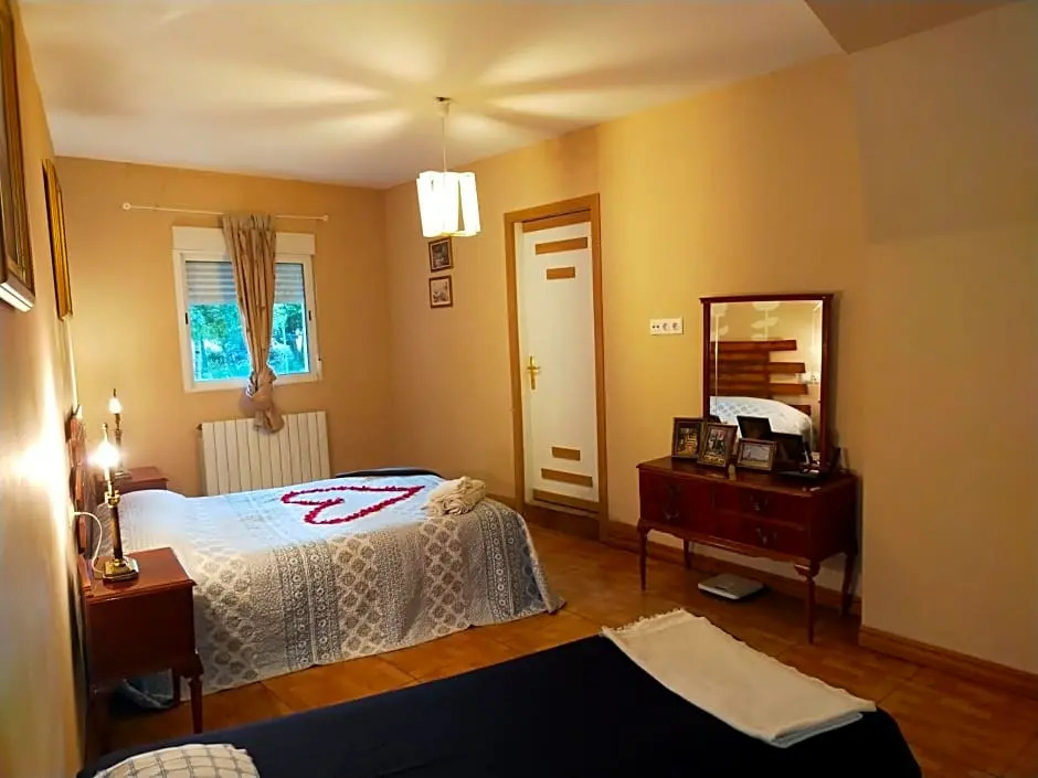 ALBERGUE CASA BAZTAN