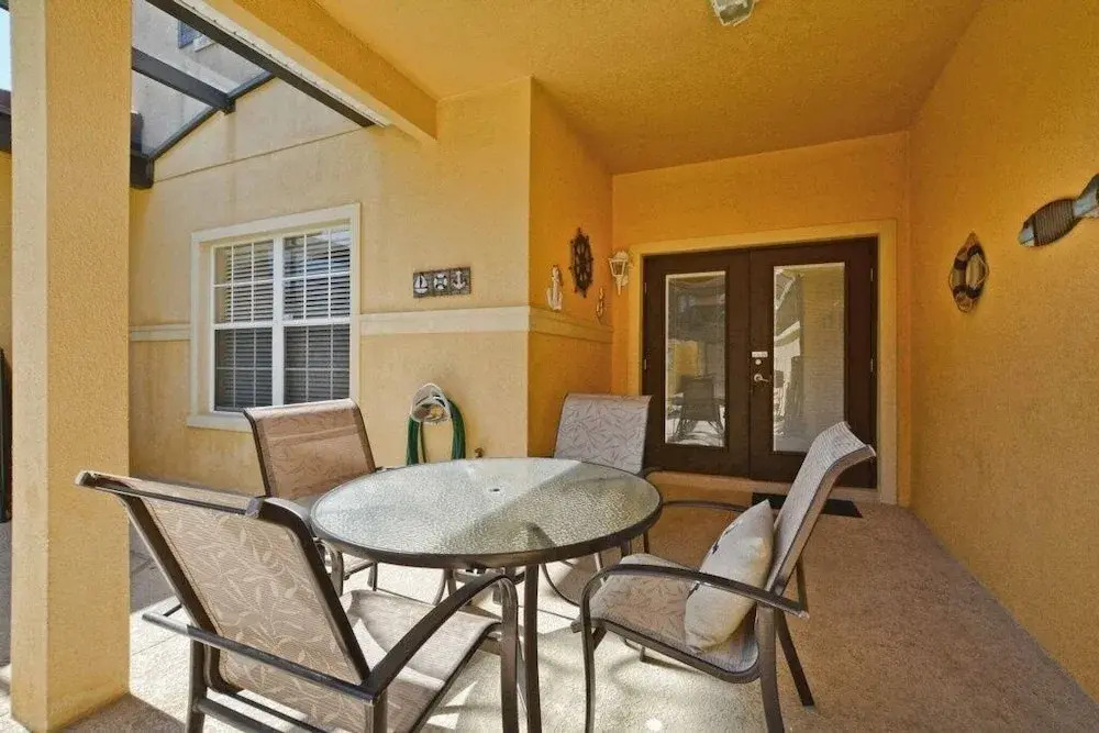 Paradise Palms- 4 Bed Townhome W/splashpool-3057pp 4 Bedroom Townhouse by RedAwning