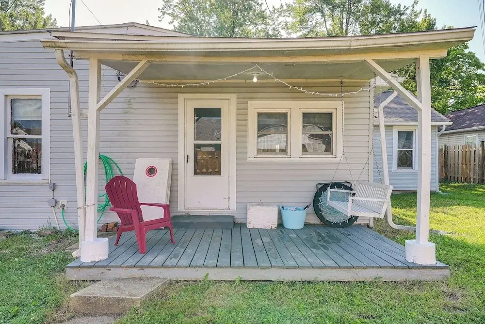 Downtown Russells Point Cottage Near Indian Lake!
