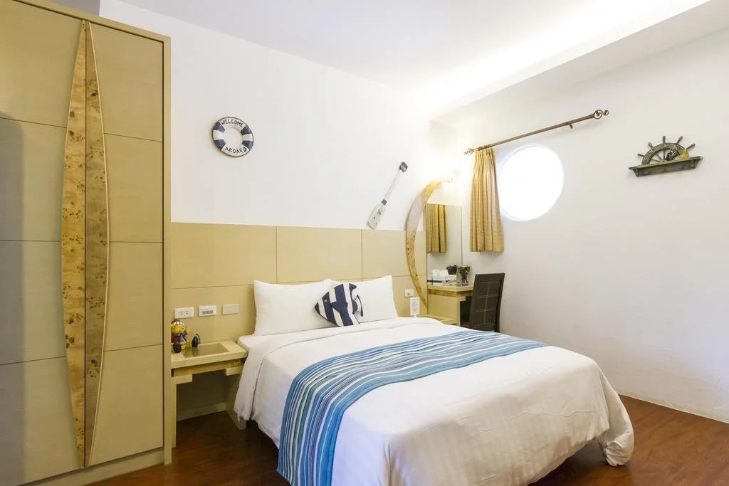 Dream House - Greek Style Hostel