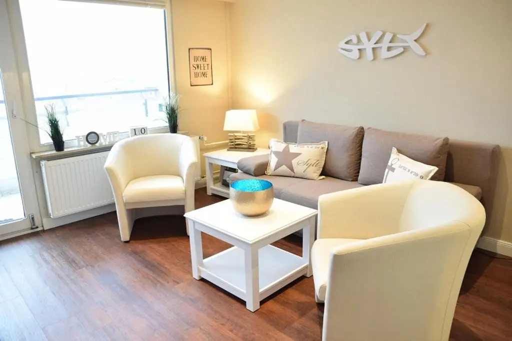 Schönes neues hochwertig renoviertes 2-Zimmer Appartement in der 4. Etage.