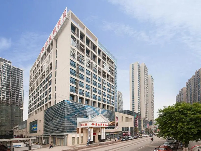 Vienna Hotel Guangdong Shaoguan Nanxiong Time Square