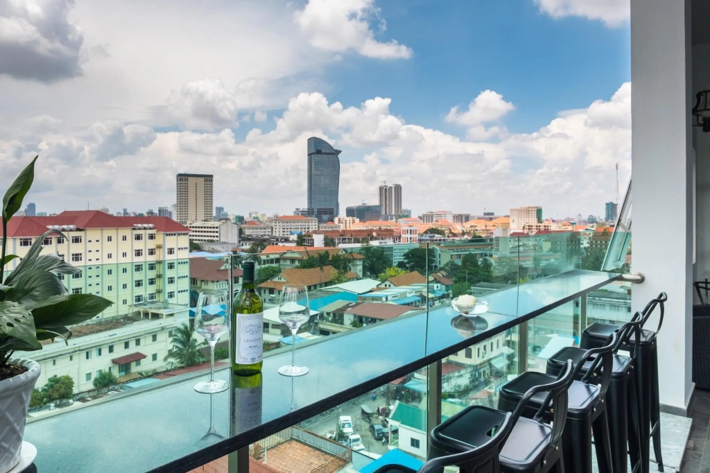 Nou's River Hotel