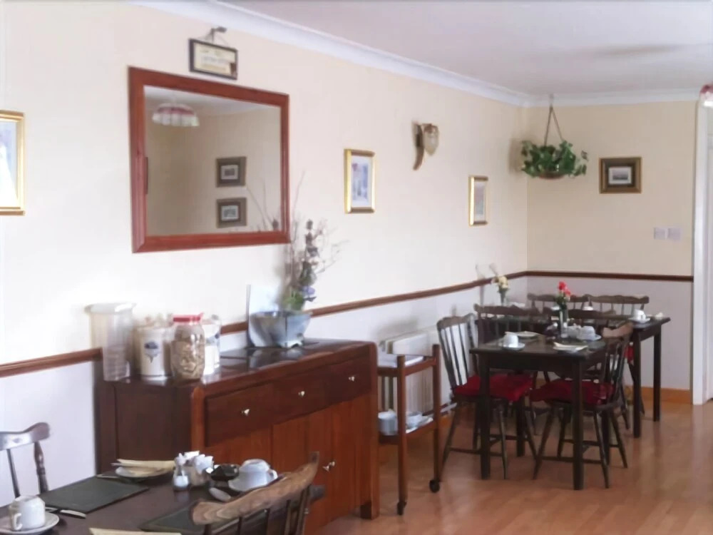 Coral Gables Guesthouse & Campsite