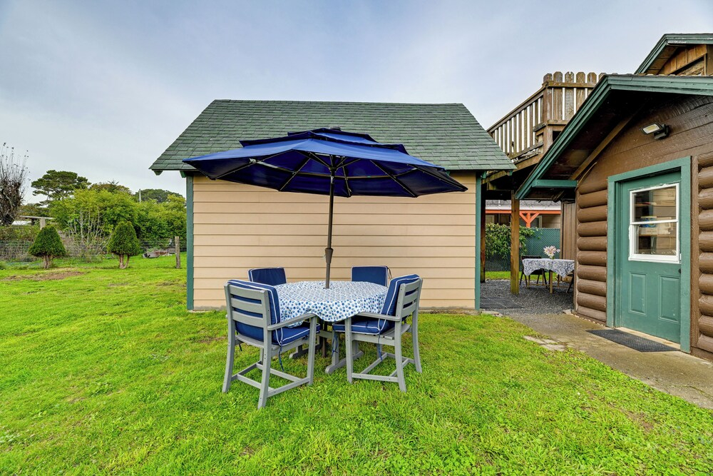 Unique Dog-friendly Log Cabin: Short Walk to Ocean