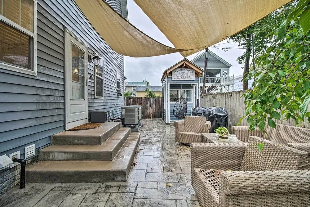 Downtown Fredericksburg Home w/ Large Patio!