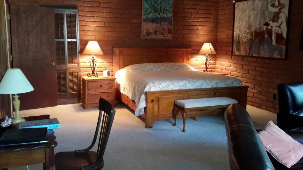 Desert Trails Bed & Breakfast