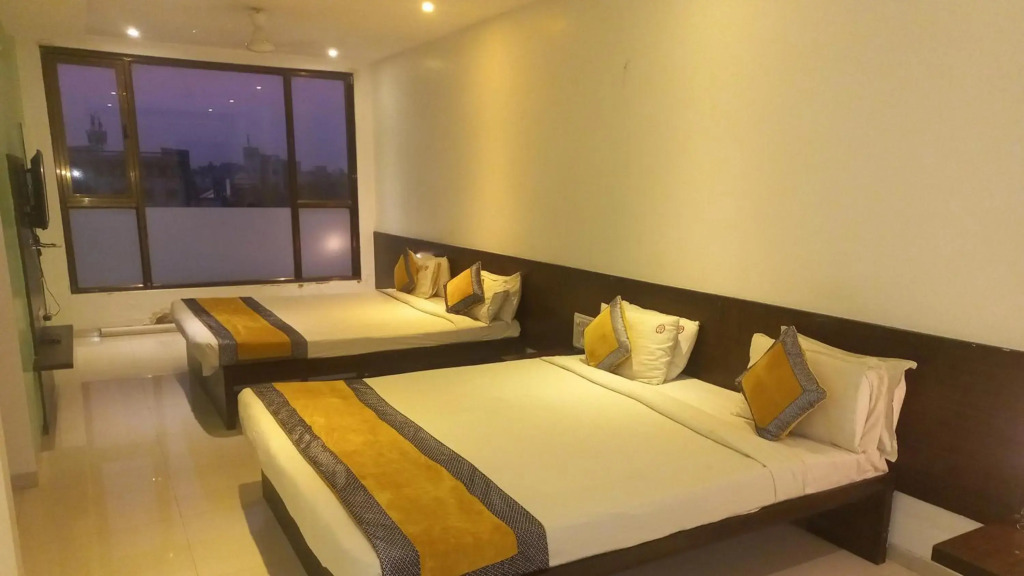 Hotel Golden View