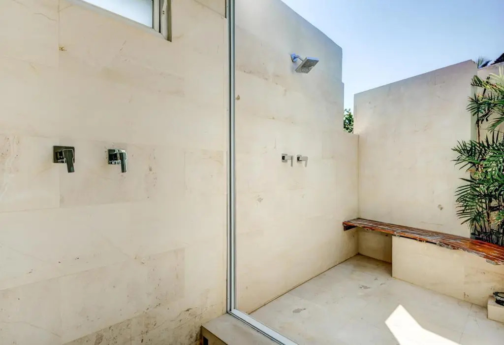 Puerto Aventuras Villa Sleeps 10 with Pool