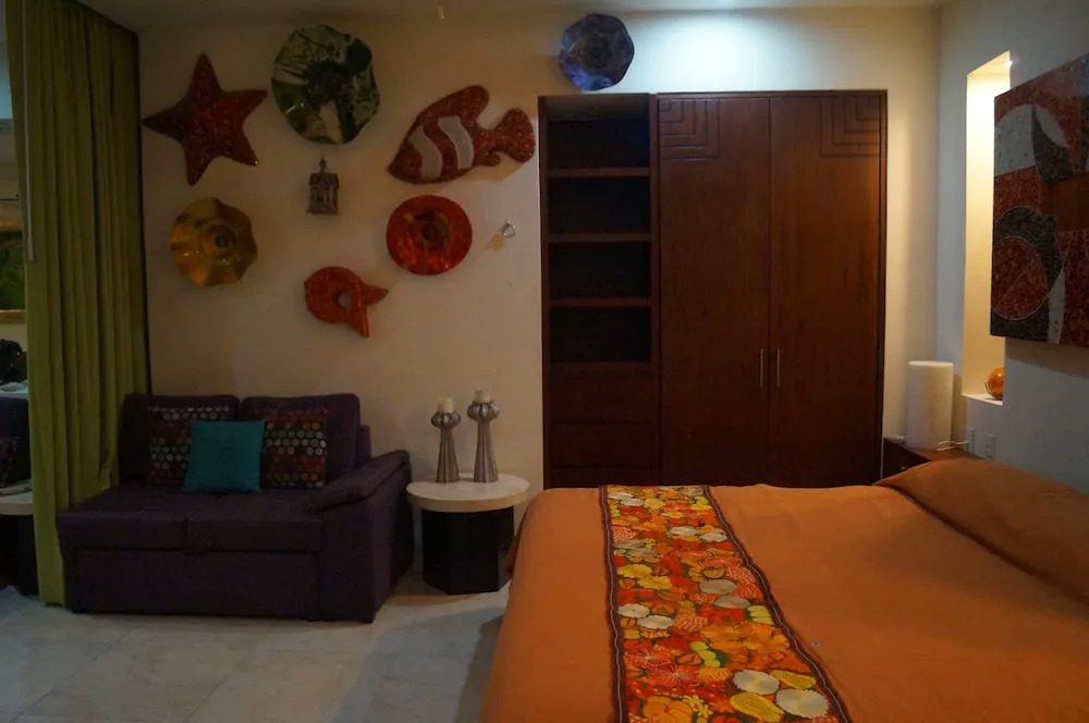 Romantic Zone V399 Studio